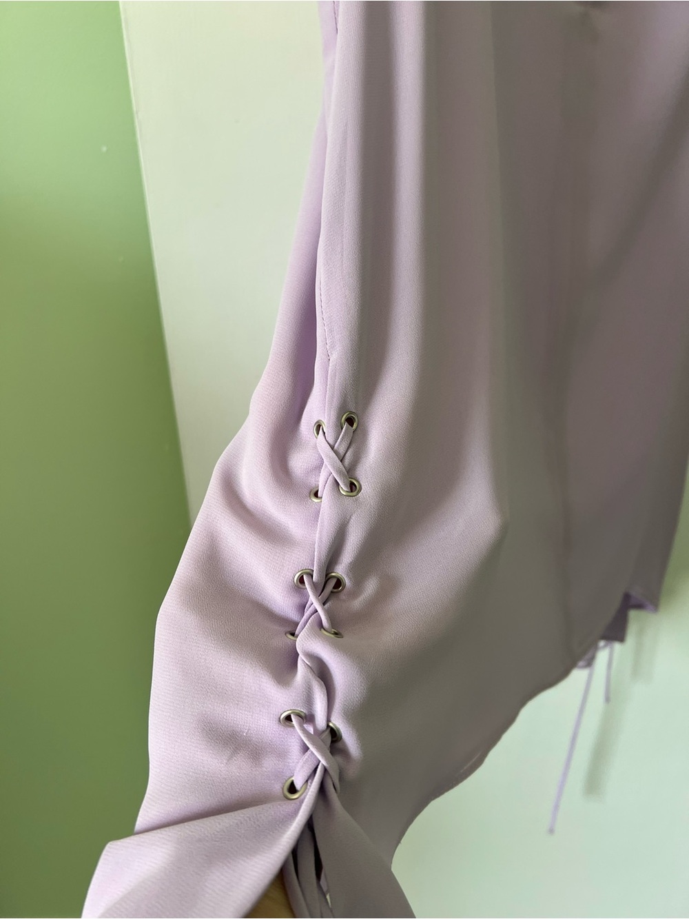 Sanctuary Lilac Sleeveless High-Low Blouse sm NWT - Picture 3 of 8